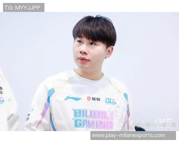 赛后分析WE与FPX对抗赛中的耐力表现与战术调整